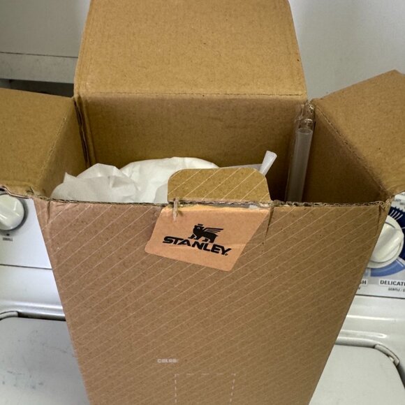 Stanley Flowstate Tumbler The Nightmare Before Christmas NIB - Picture 15 of 16